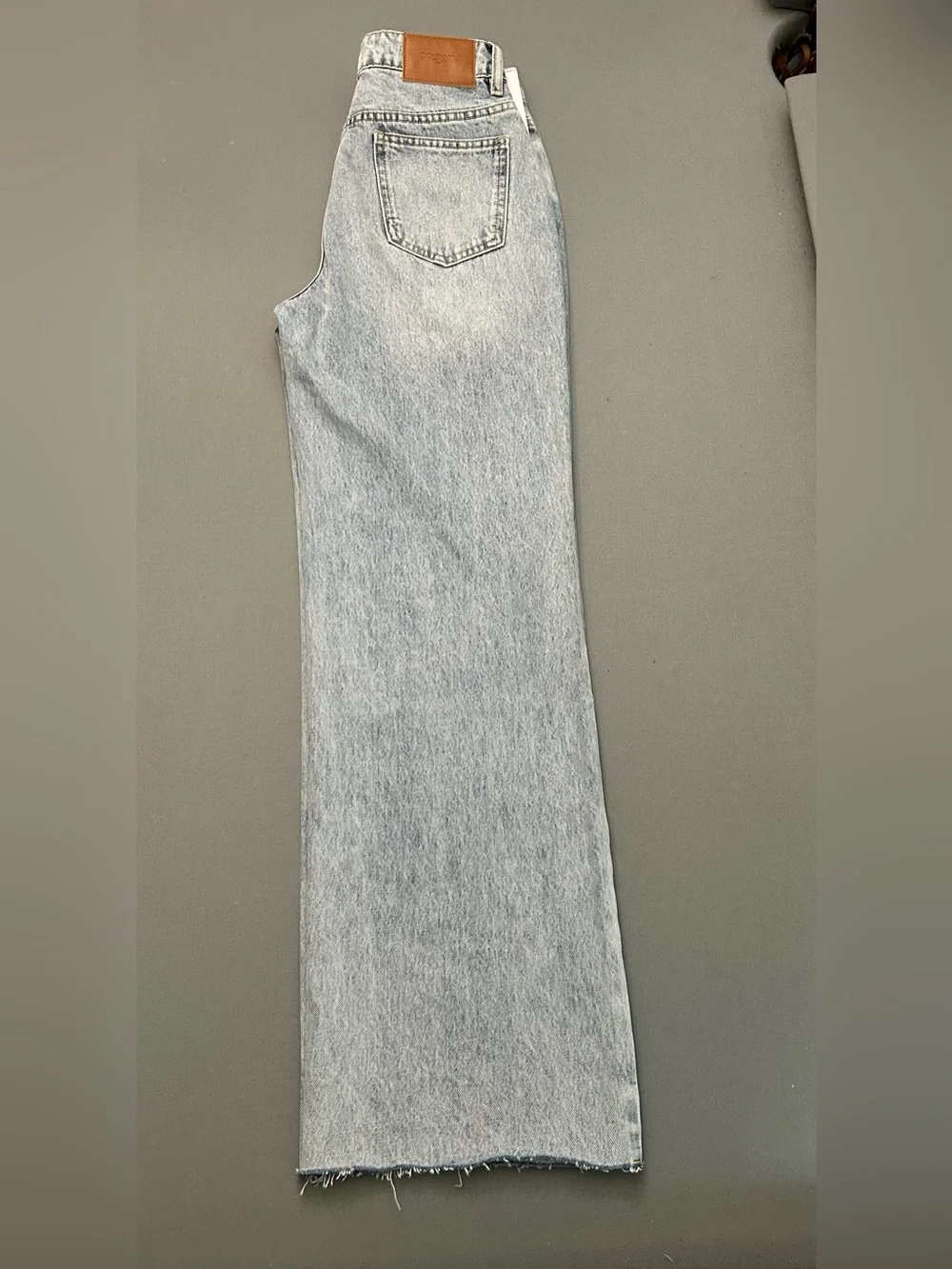 Princess Polly NWT High-Rise Wide Leg Women Jeans - Light‎ Wash